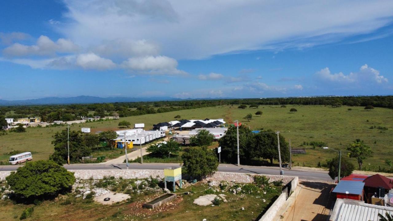 Hostal Johnnier Macao Punta Cana Exterior photo