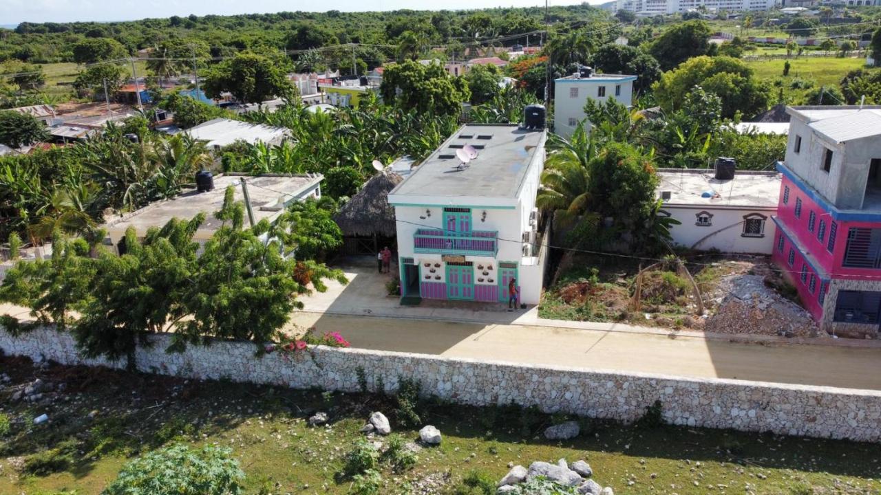 Hostal Johnnier Macao Punta Cana Exterior photo